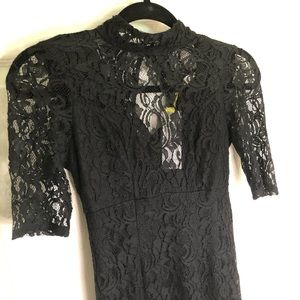 BCBG Black Lace Midi Dress. Size 0. NEW